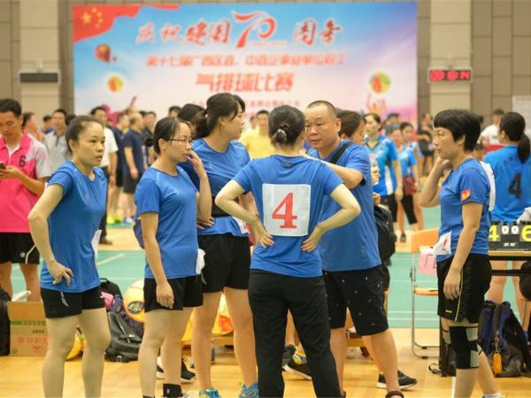 教练调整战术
