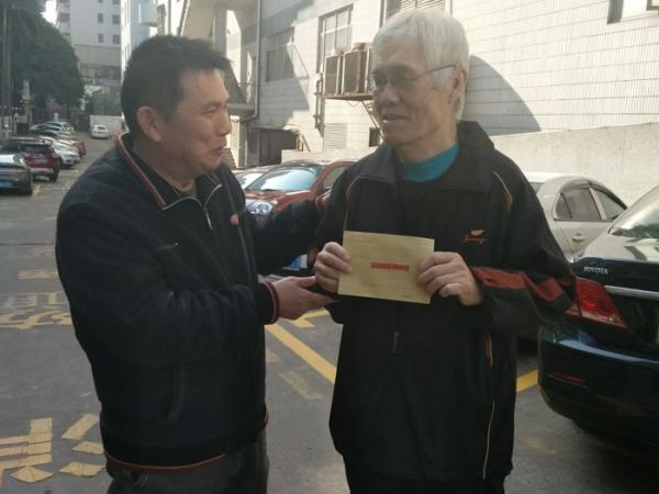 池昭锦副所长慰问广西突出贡献专家叶启腾