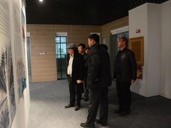 黄强所长带领科技人员赴桂林茶科所等考察交流