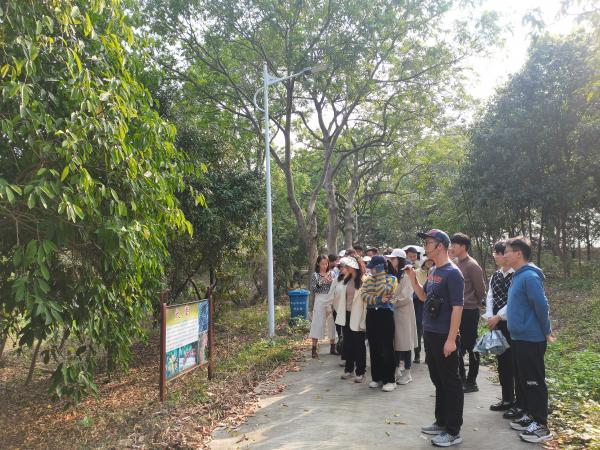 广西热作所团委组织开展“逐梦科研正当时,热作科普在行动”主题团日活动