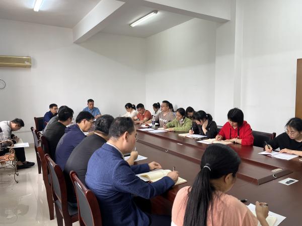 广西热作所科研第三党支部召开民主评议党员大会