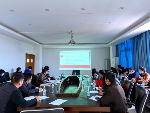 广西热作所机关第二党支部召开组织生活会