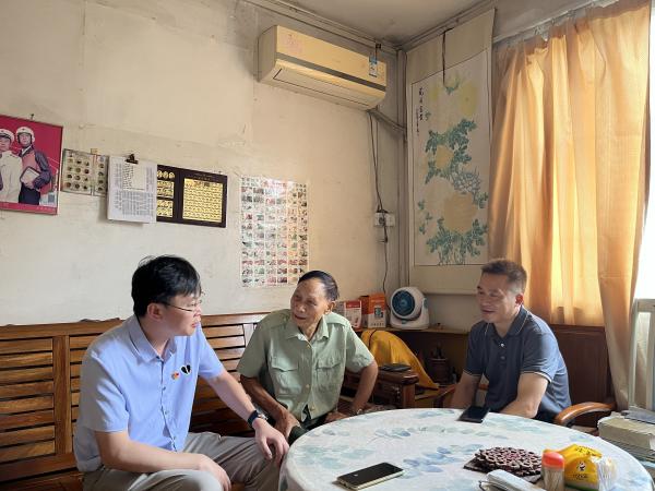 广西热作所开展“七一”走访慰问老党员、生活困难党员活动