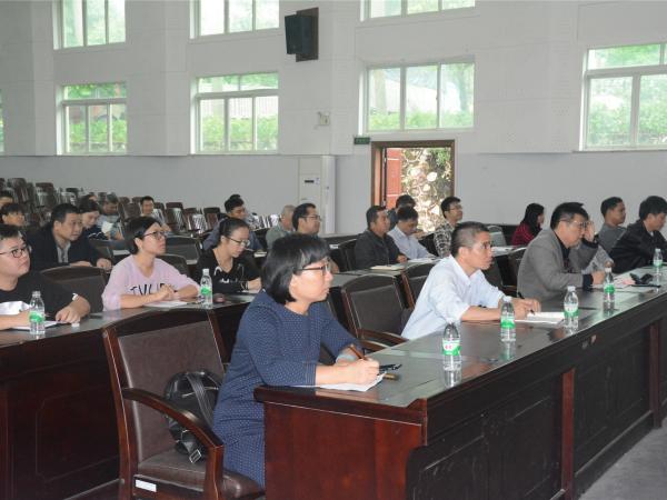 广西热作所举办政府采购业务政策及务实培训班