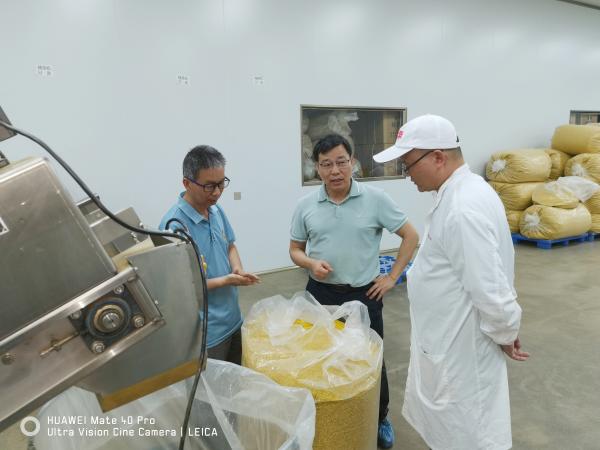 广西热作所农产品精深加工产业科技先锋队赴桂林市开展技术交流